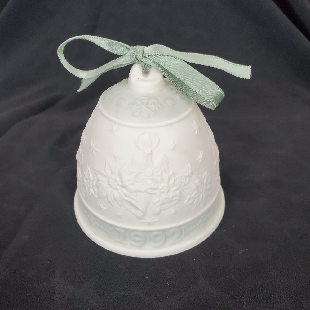 LLADRO 1992 Christmas Bell Ornament Green White Holiday Collectible